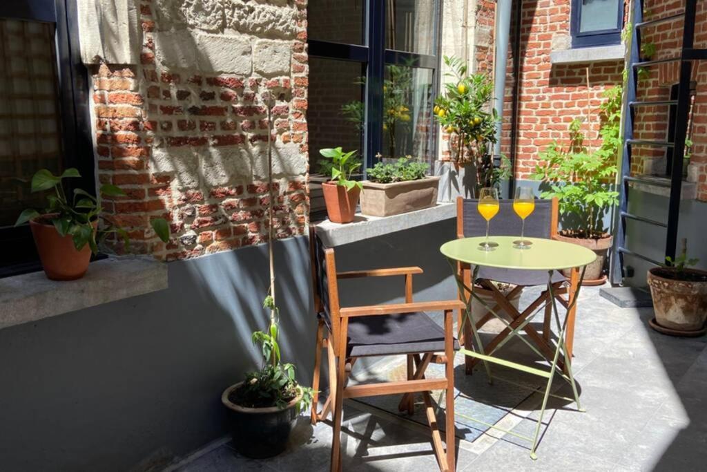 Duplex In Historical Centre With Private Courtyard Apartment แอนต์เวิร์ป ภายนอก รูปภาพ